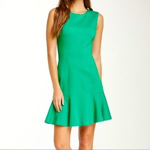 REDUCED! NEW Diane von Furstenburg Green Dress, 4